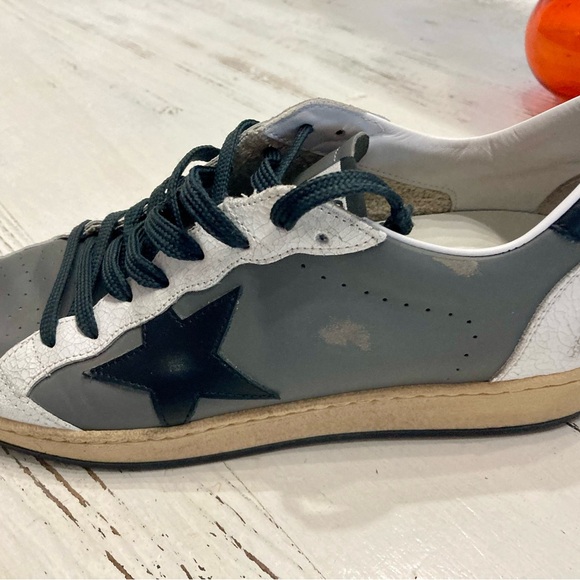 Golden Goose leather sneakers size 11. Worn 3 times , too big for my 10-1/2 feet - Picture 4 of 10